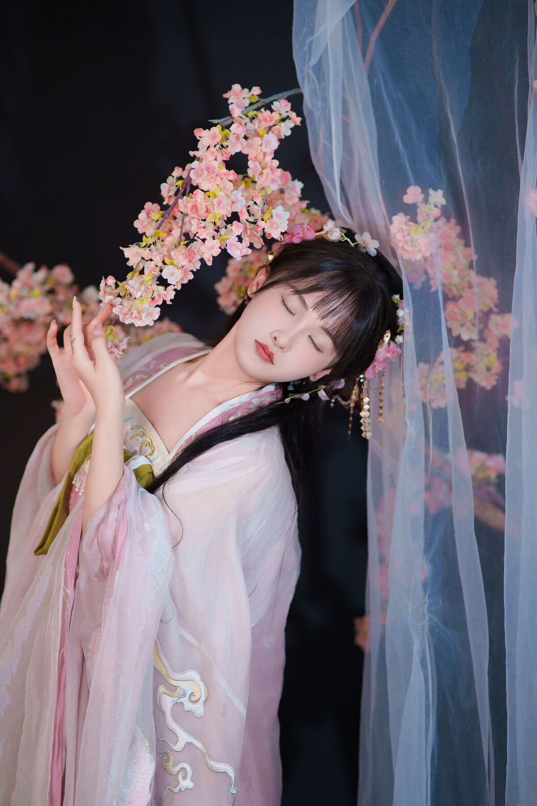 YiTuYu艺图语 Vol.7559 Xiao Xiao Yu