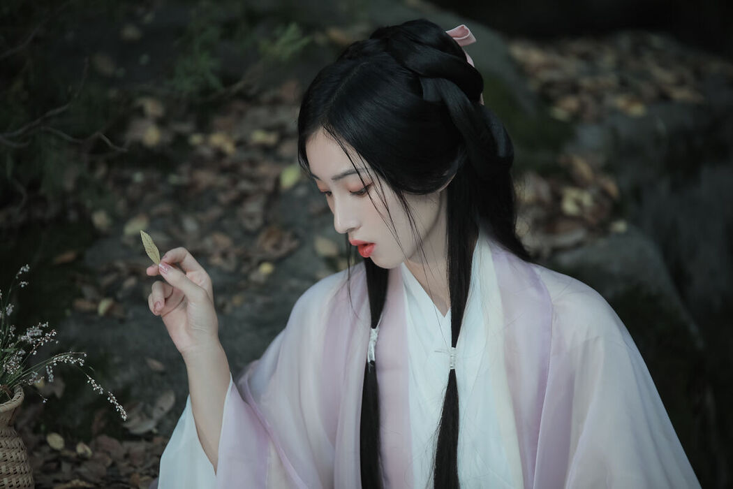 YiTuYu艺图语 Vol.7575 Tang Tang