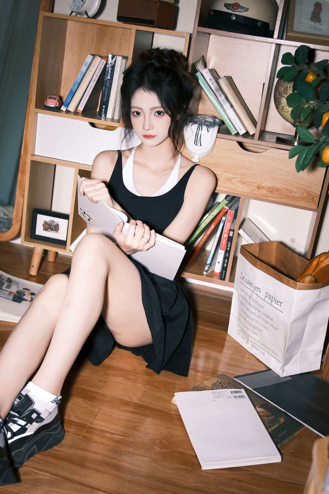 YiTuYu艺图语 Vol.7622 Xiao Dai Tong Xue