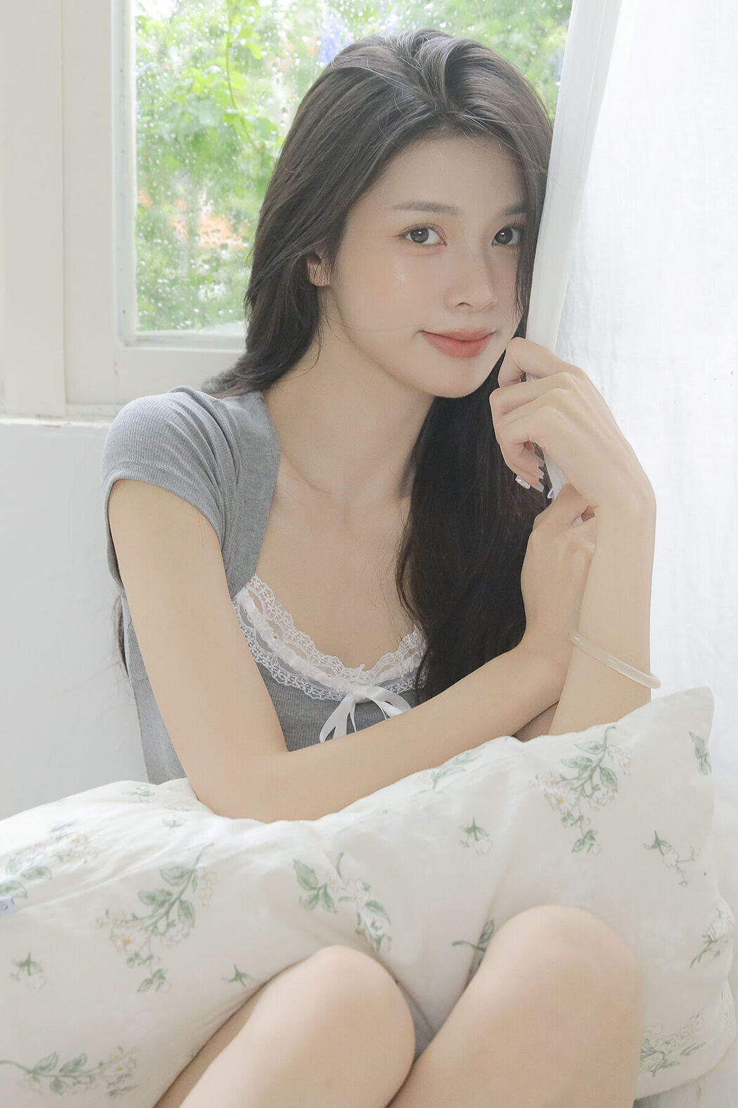 YiTuYu艺图语 Vol.7616 Ban Ban Jiang Cover Photo