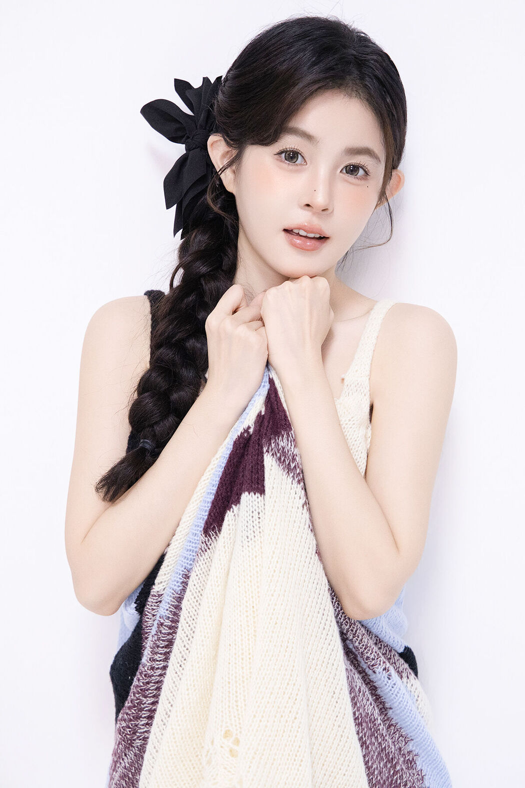 YiTuYu艺图语 Vol.7627 Luo Xin Xin Cover Photo