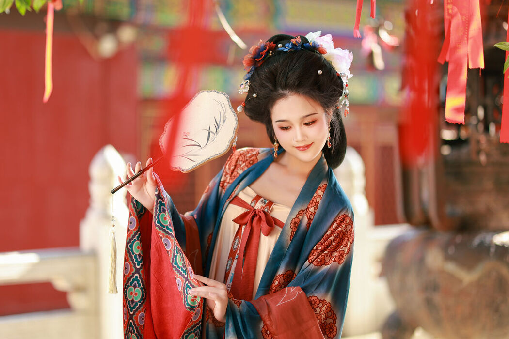 YiTuYu艺图语 Vol.7557 Shi Xiao Ran Ya