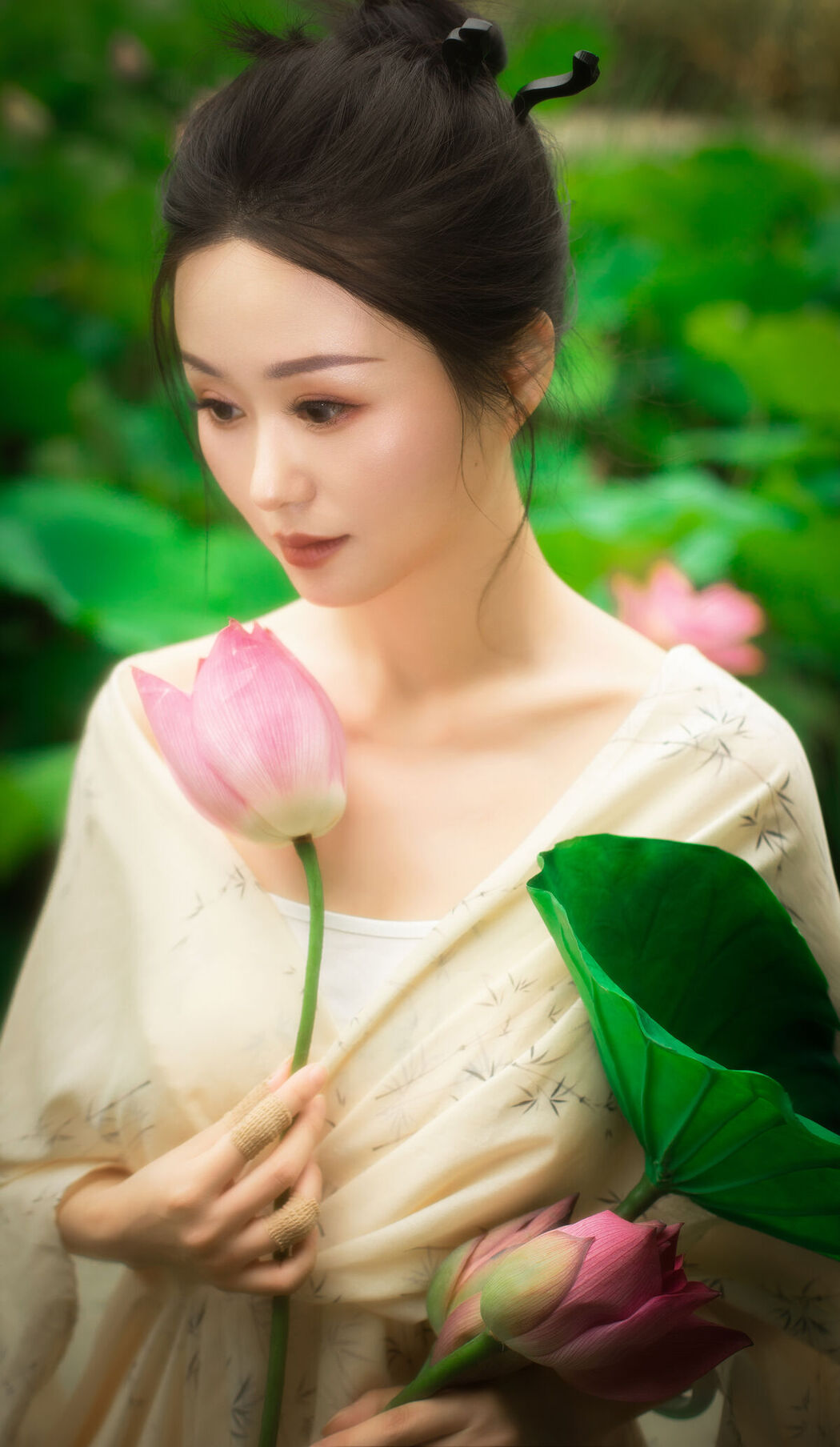 YiTuYu艺图语 Vol.7568 Er Shi Si Shi