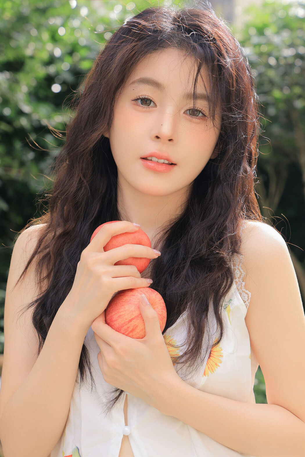 YiTuYu艺图语 Vol.7582 Luo Xin Xin
