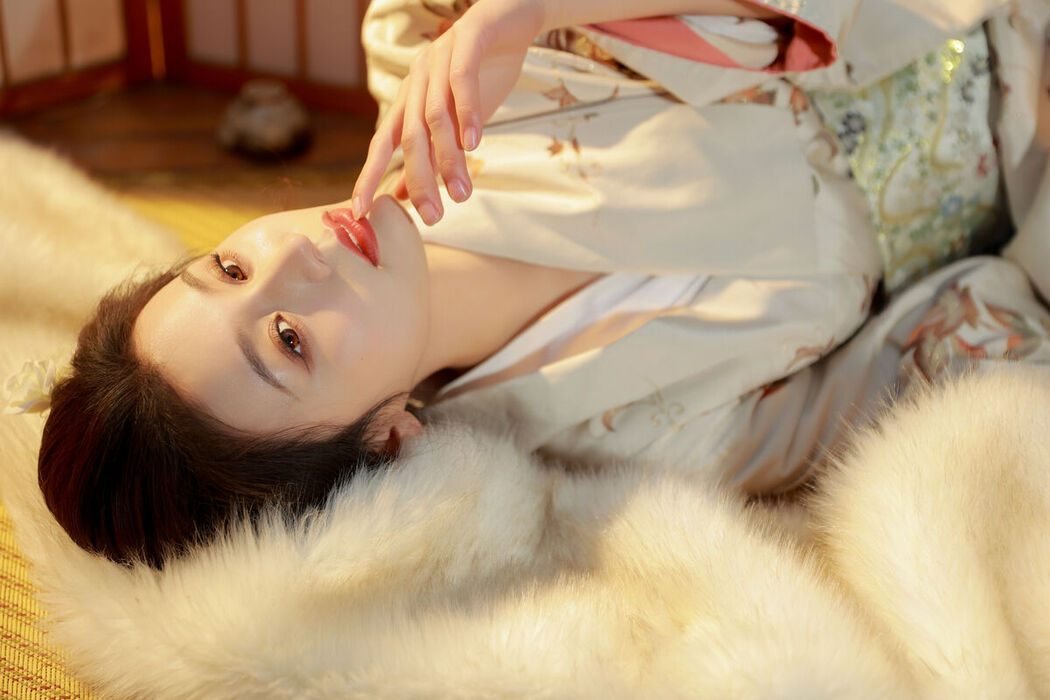 YiTuYu艺图语 Vol.7601 Peng Xiao Ya Ya