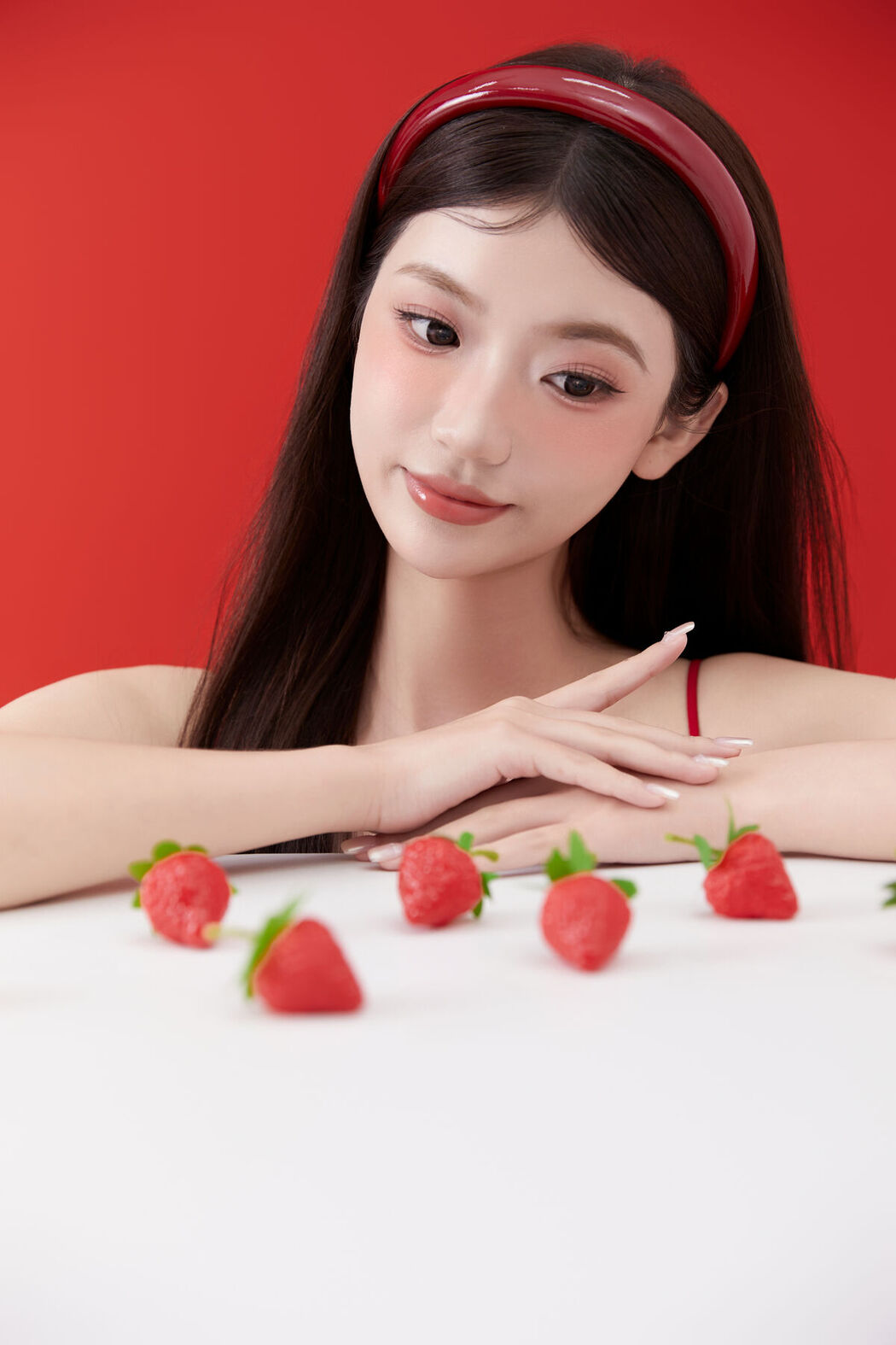 YiTuYu艺图语 Vol.7585 Ke Ai Ya Ya Zi