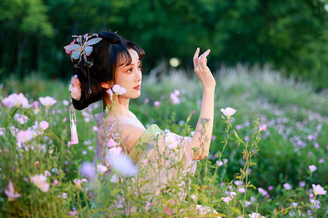YiTuYu艺图语 Vol.7594 Ruan Xin Tang