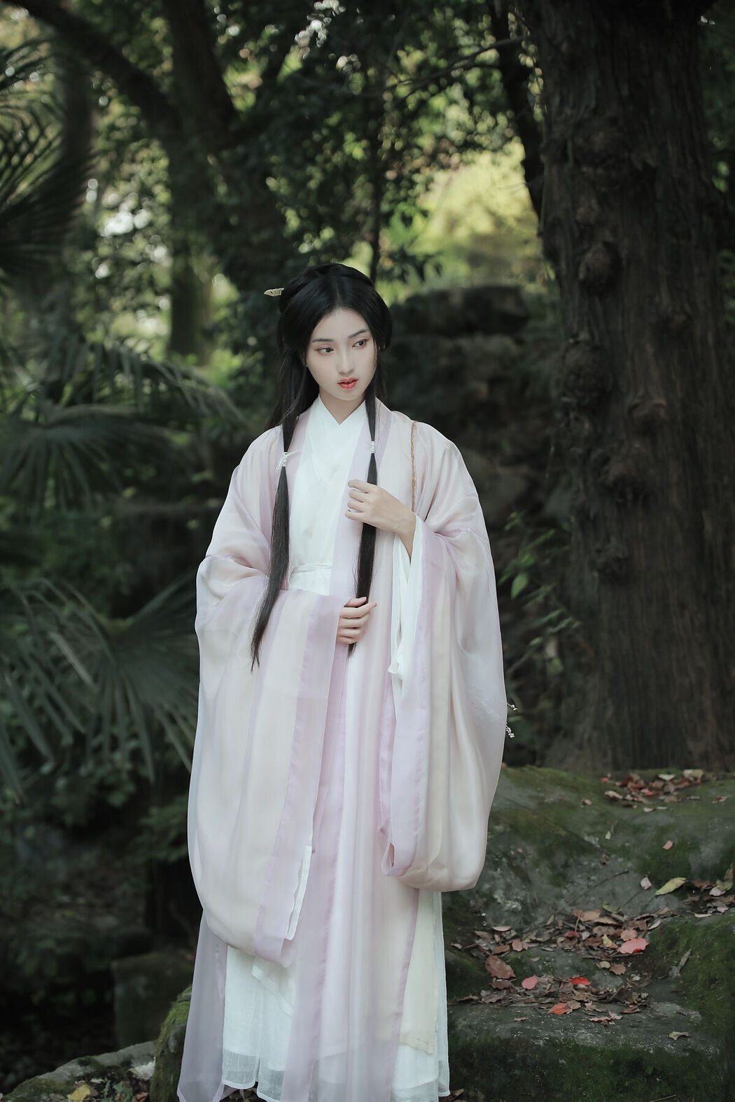 YiTuYu艺图语 Vol.7575 Tang Tang