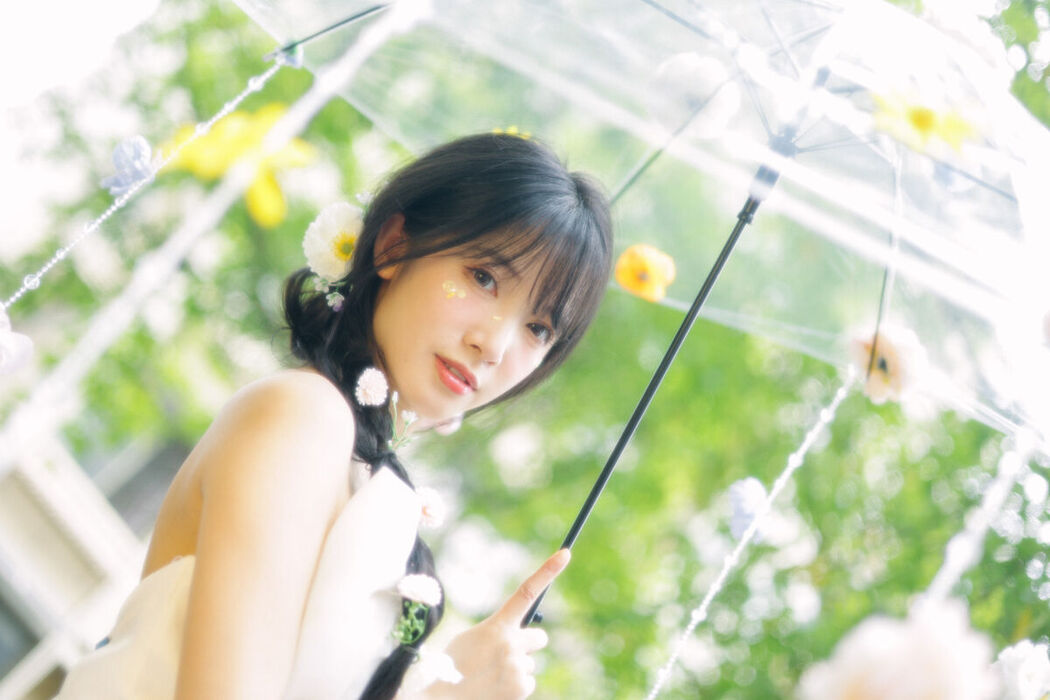 YiTuYu艺图语 Vol.7586 Yi Zhi A Meng Zai