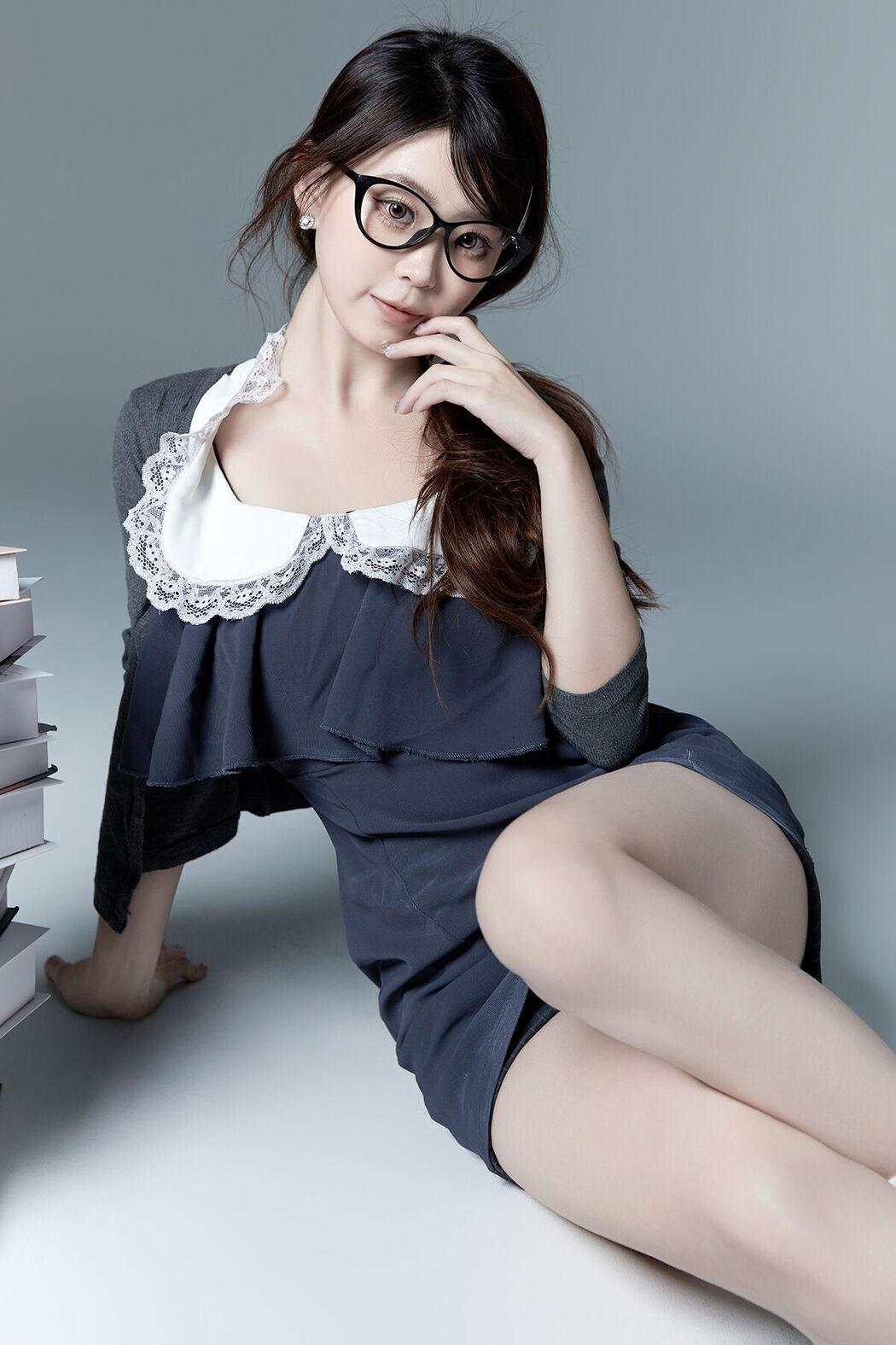 YiTuYu艺图语 Vol.7595 Carlee Shi 77 Ya Cover Photo