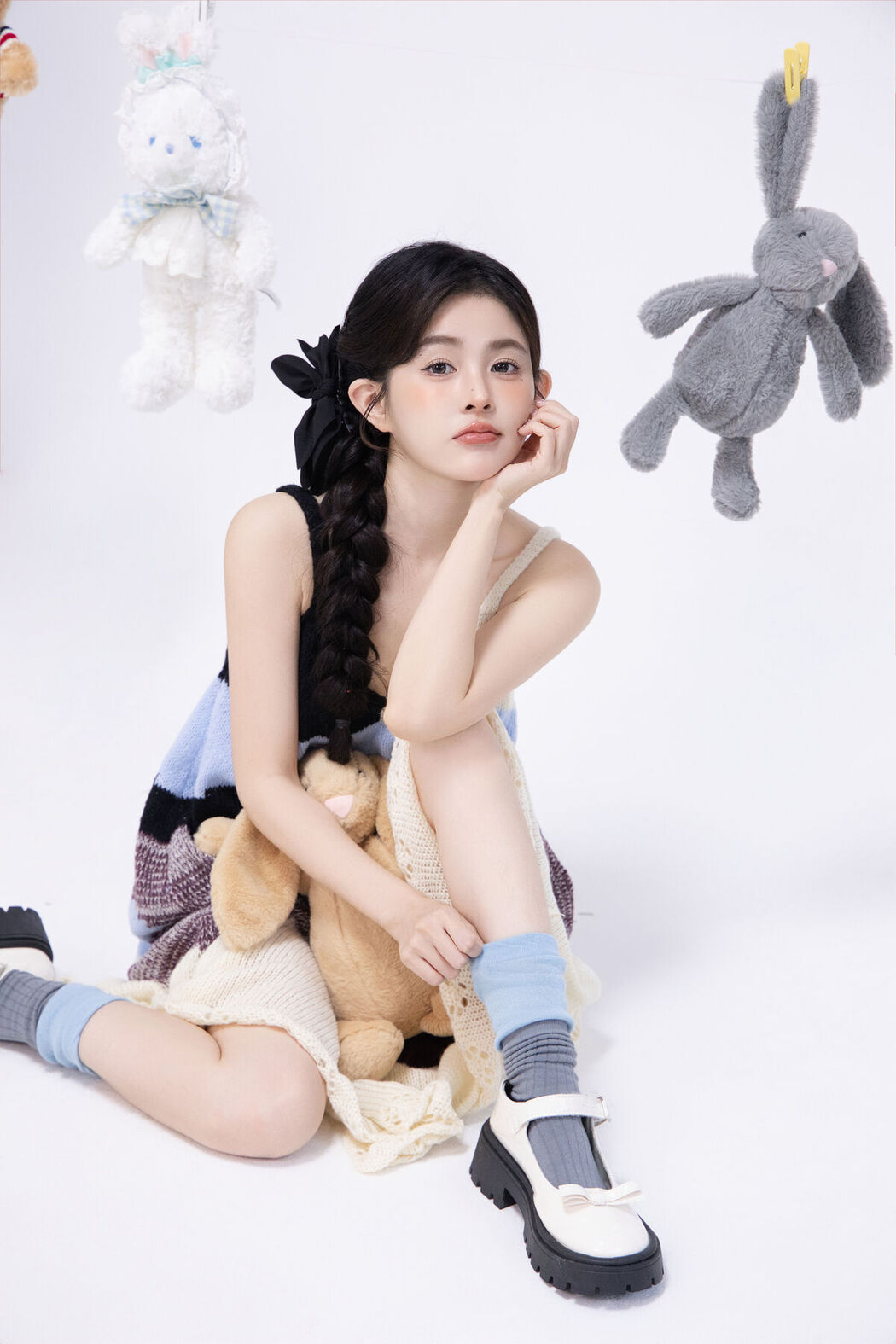 YiTuYu艺图语 Vol.7627 Luo Xin Xin