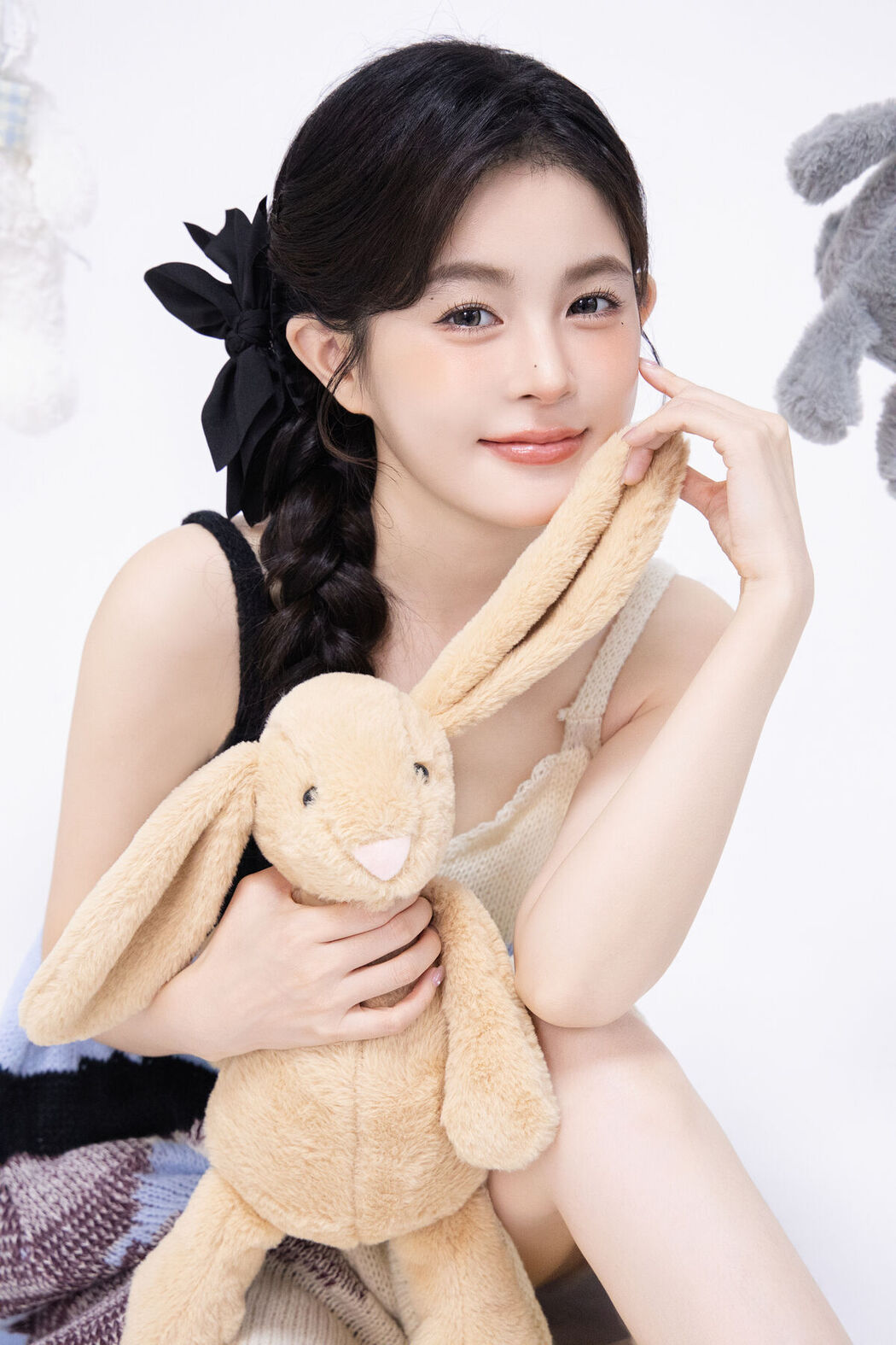 YiTuYu艺图语 Vol.7627 Luo Xin Xin