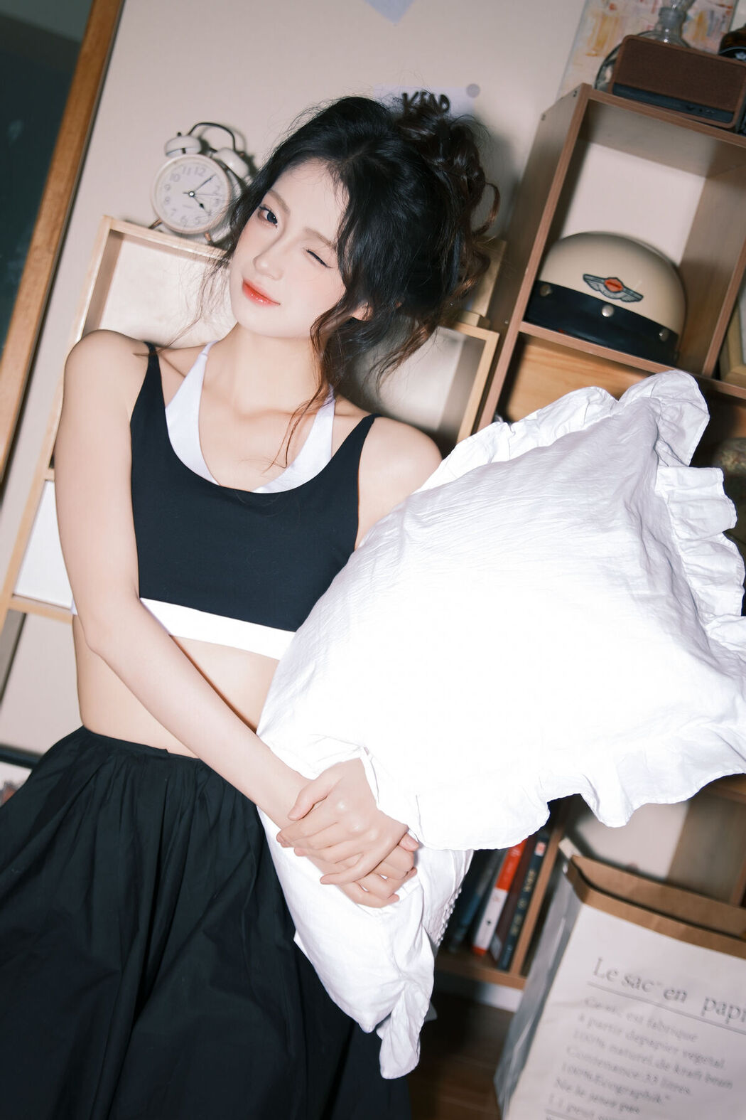 YiTuYu艺图语 Vol.7622 Xiao Dai Tong Xue