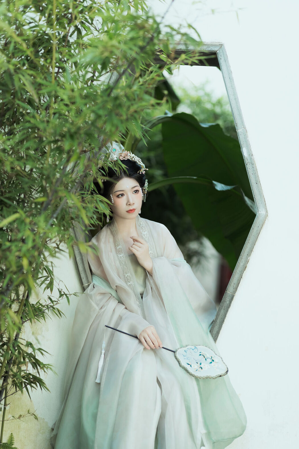 YiTuYu艺图语 Vol.7566 Zheng Du