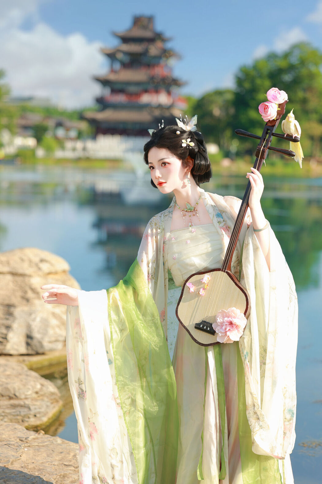 YiTuYu艺图语 Vol.7579 Yu Xiao Li Lili