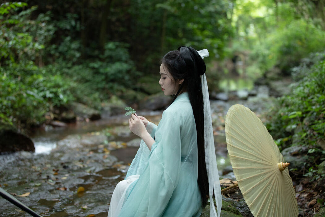 YiTuYu艺图语 Vol.7592 Ling Ling