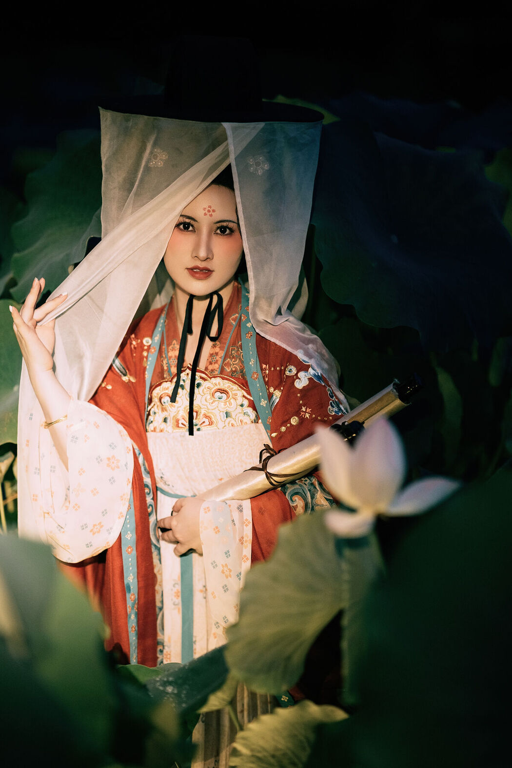 YiTuYu艺图语 Vol.7612 Shi Shi Kiki