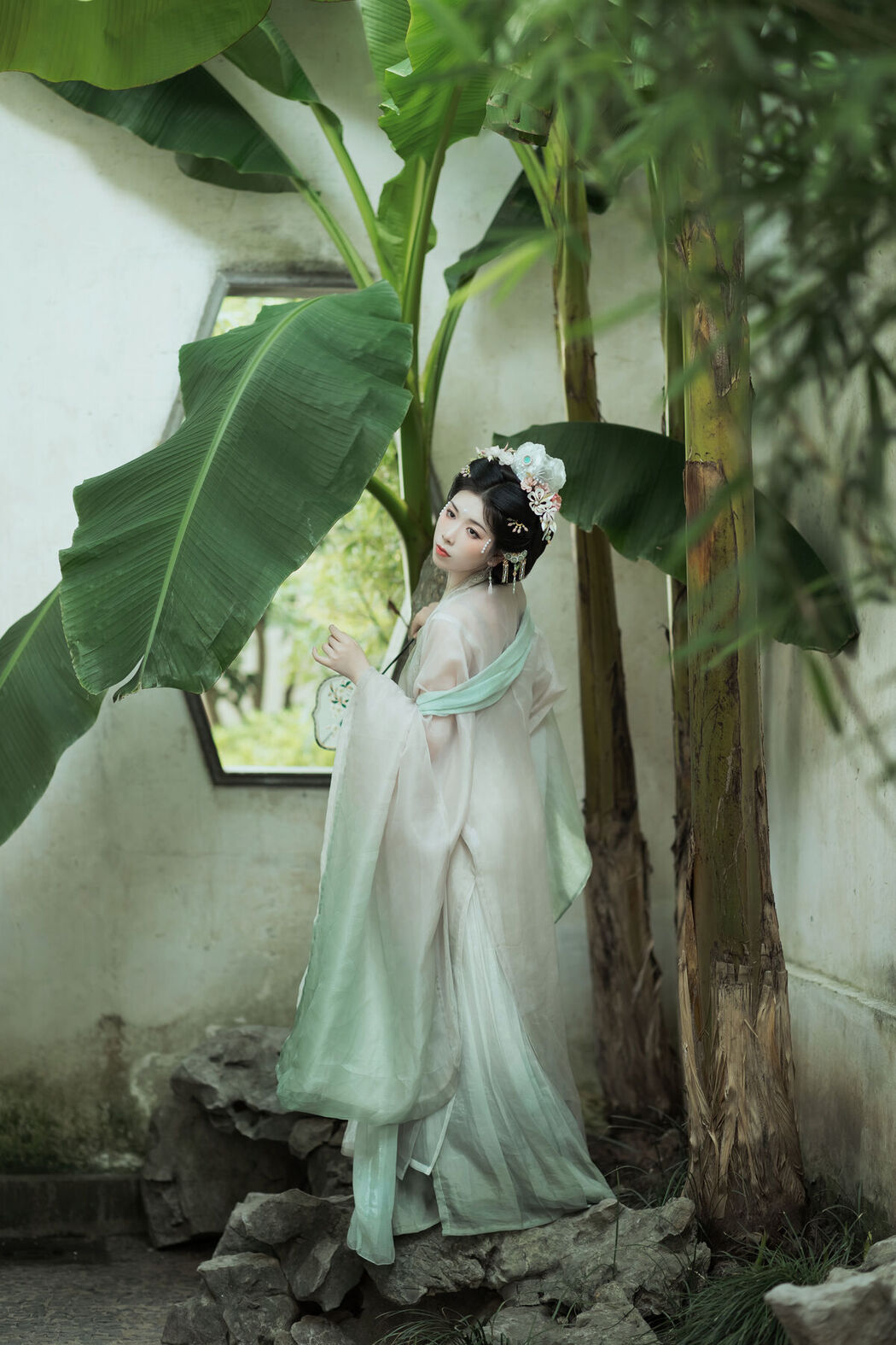 YiTuYu艺图语 Vol.7566 Zheng Du