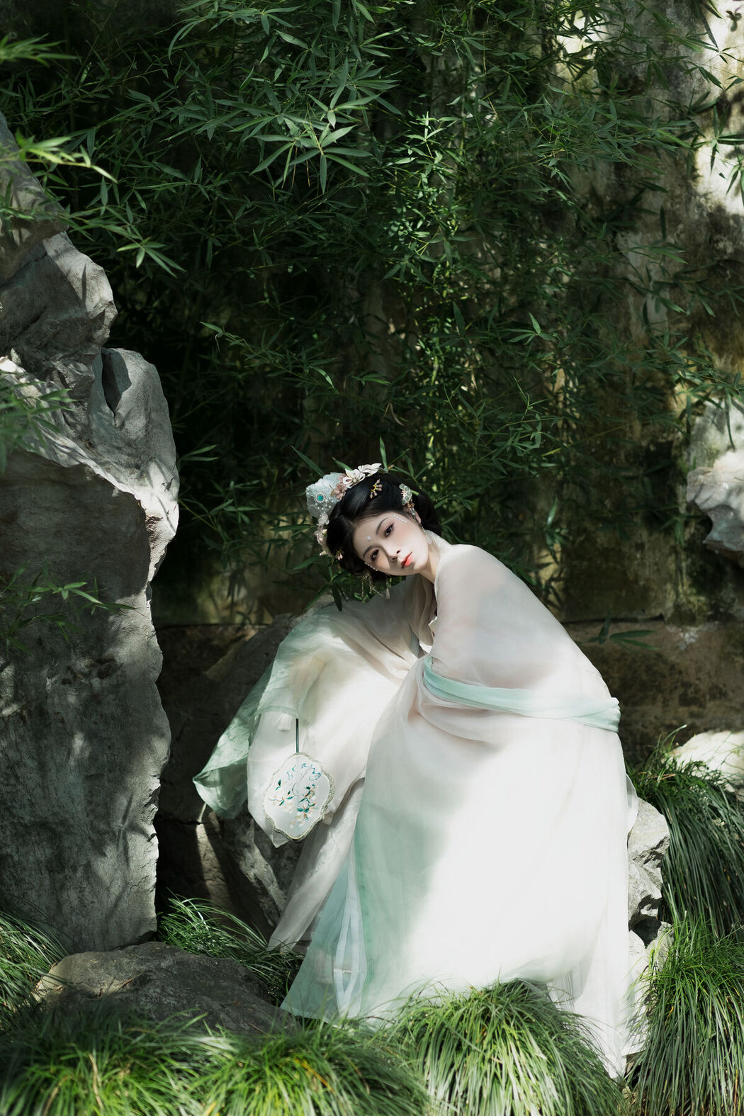 YiTuYu艺图语 Vol.7566 Zheng Du