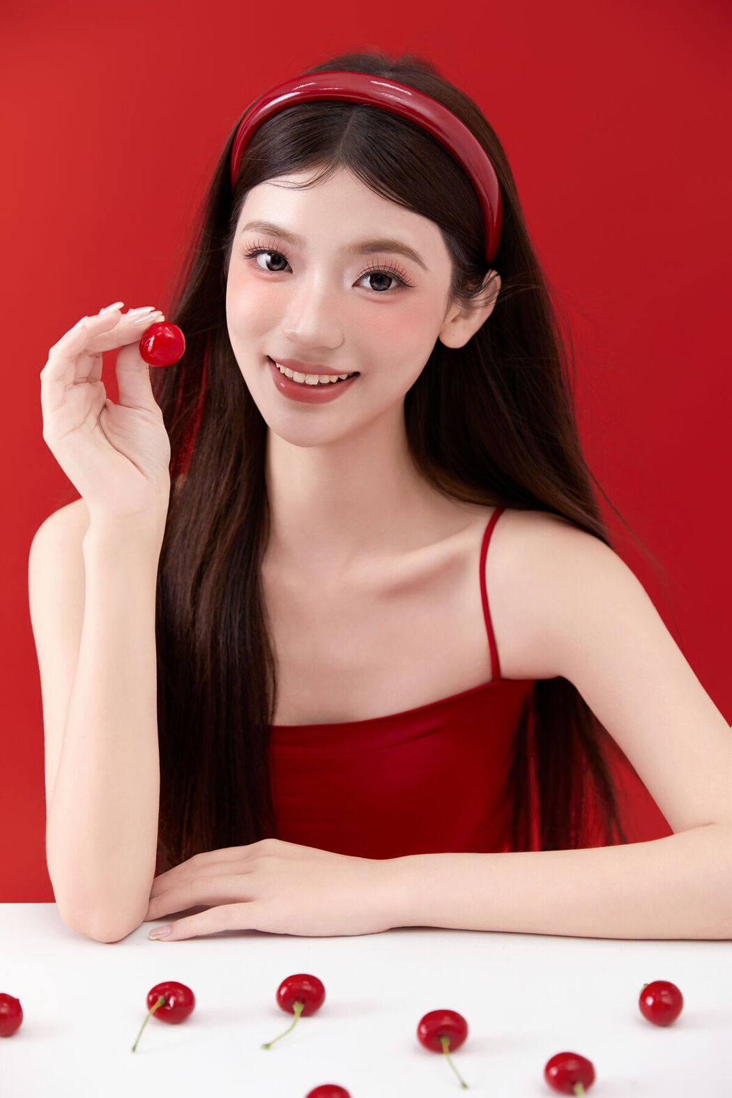 YiTuYu艺图语 Vol.7585 Ke Ai Ya Ya Zi