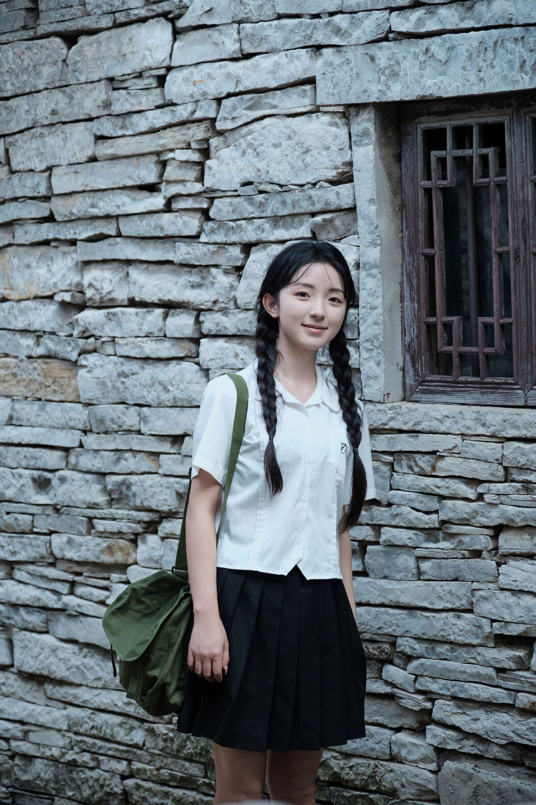 YiTuYu艺图语 Vol.7563 Min Zui Xiao Mo Xuan