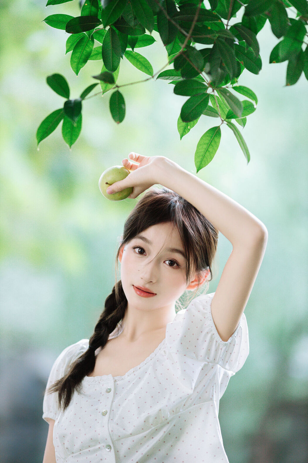 YiTuYu艺图语 Vol.7556 Yu Er