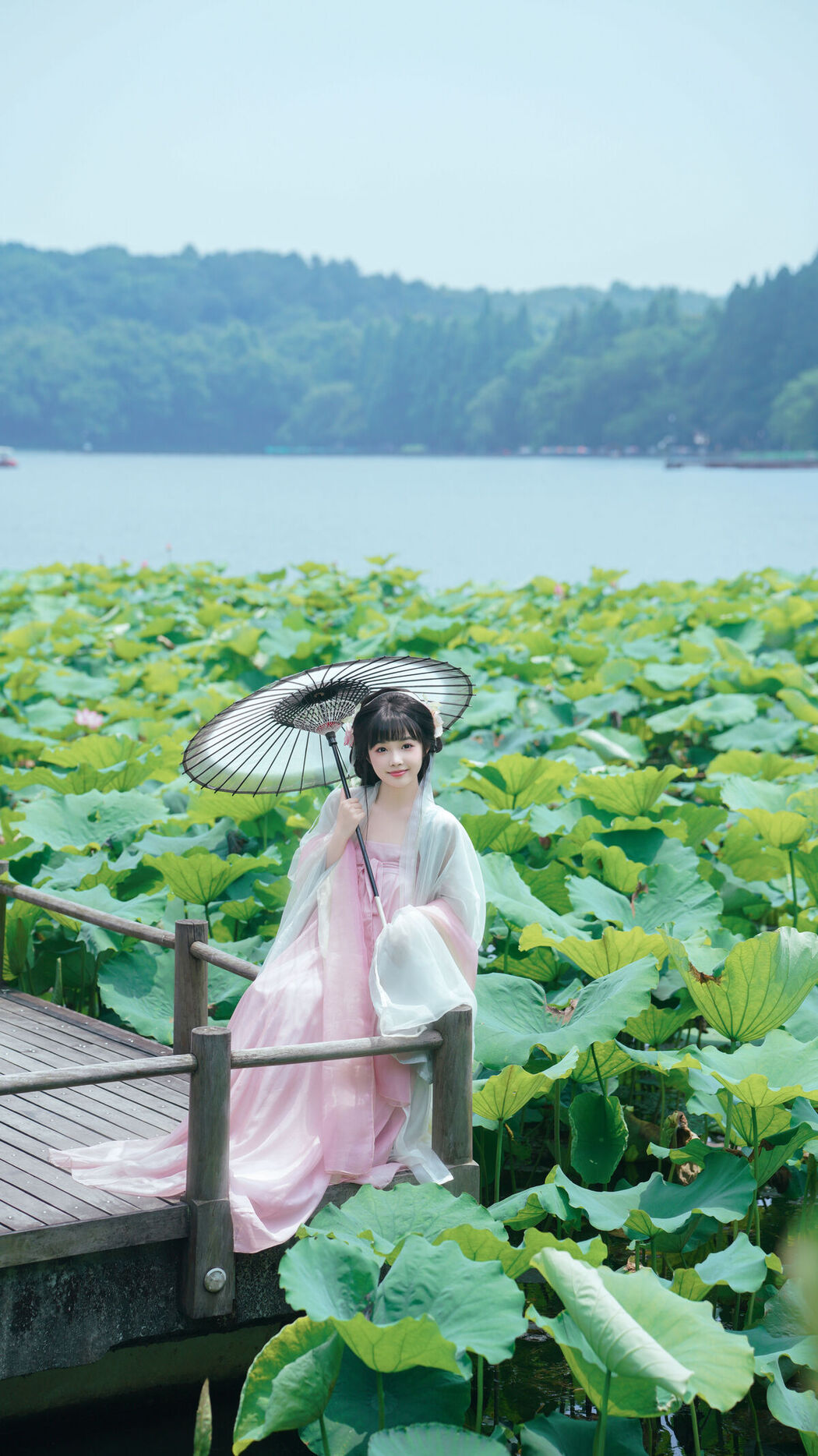 YiTuYu艺图语 Vol.7561 Yu Kimi