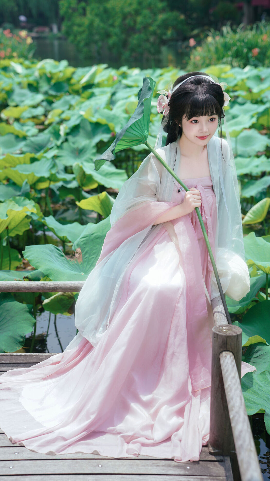 YiTuYu艺图语 Vol.7561 Yu Kimi