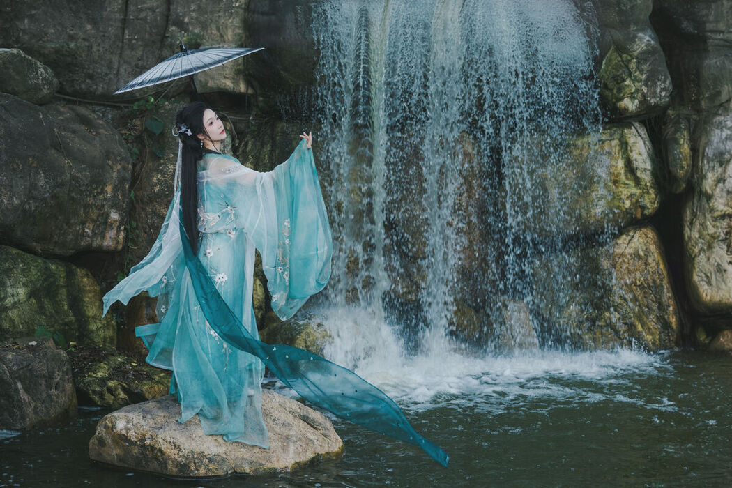 YiTuYu艺图语 Vol.7573 Rui Xue Mizuyuki