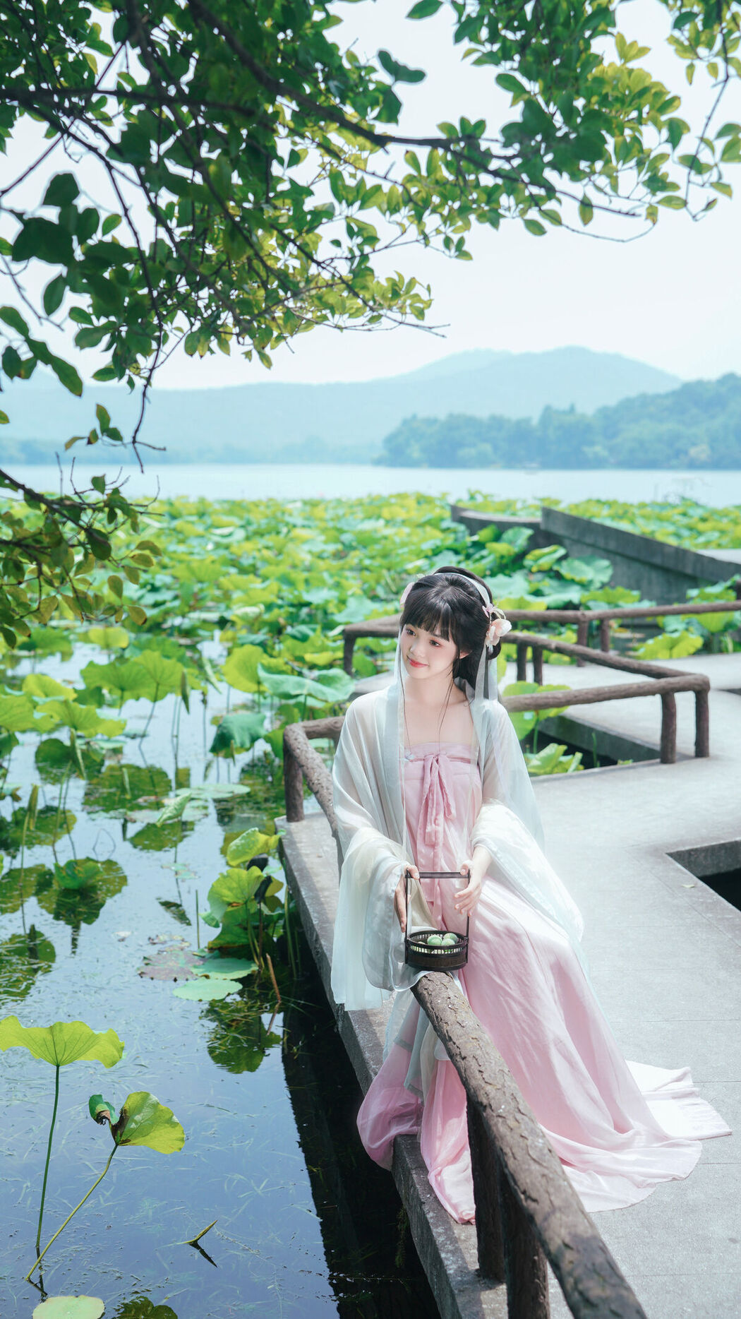 YiTuYu艺图语 Vol.7561 Yu Kimi