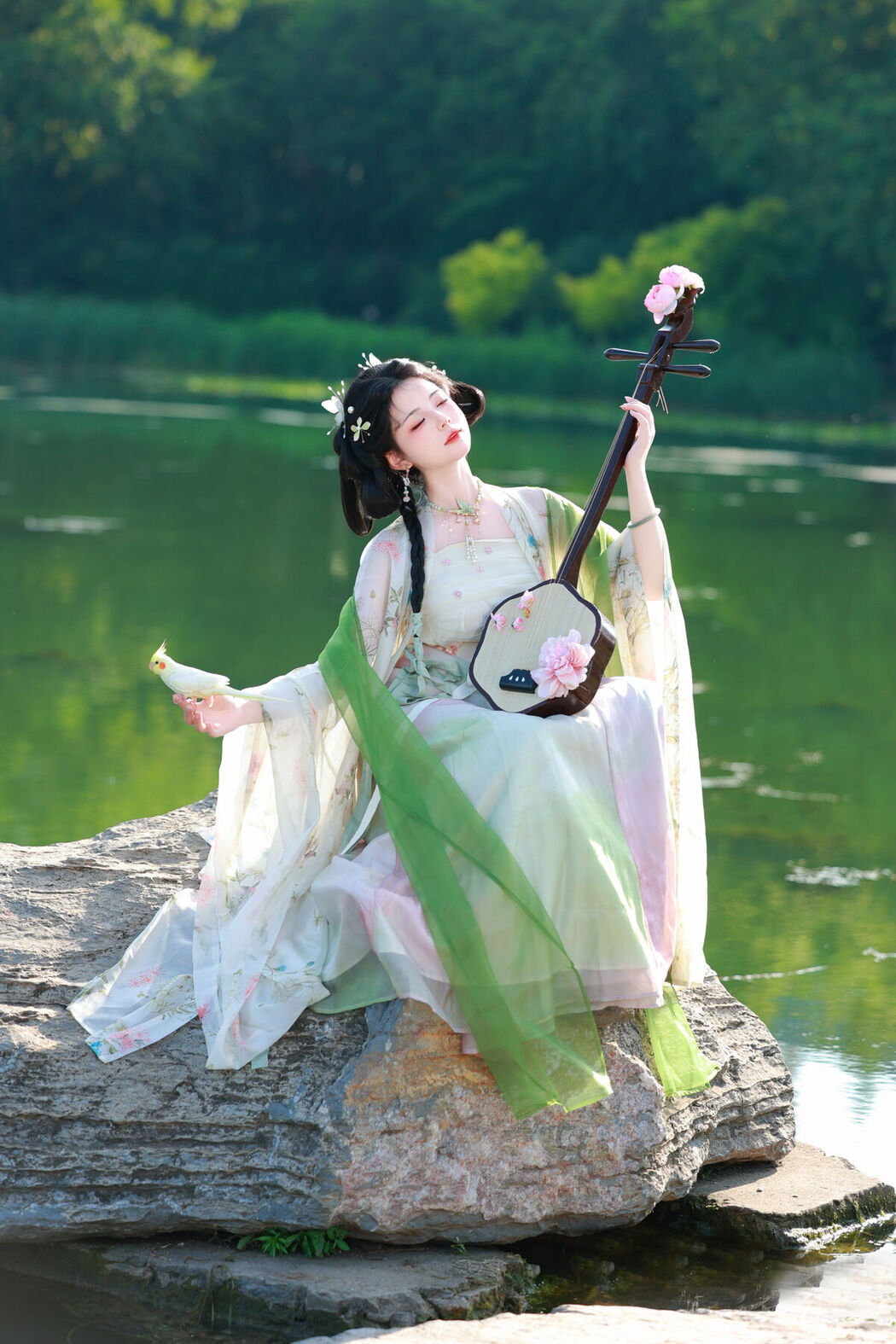 YiTuYu艺图语 Vol.7579 Yu Xiao Li Lili