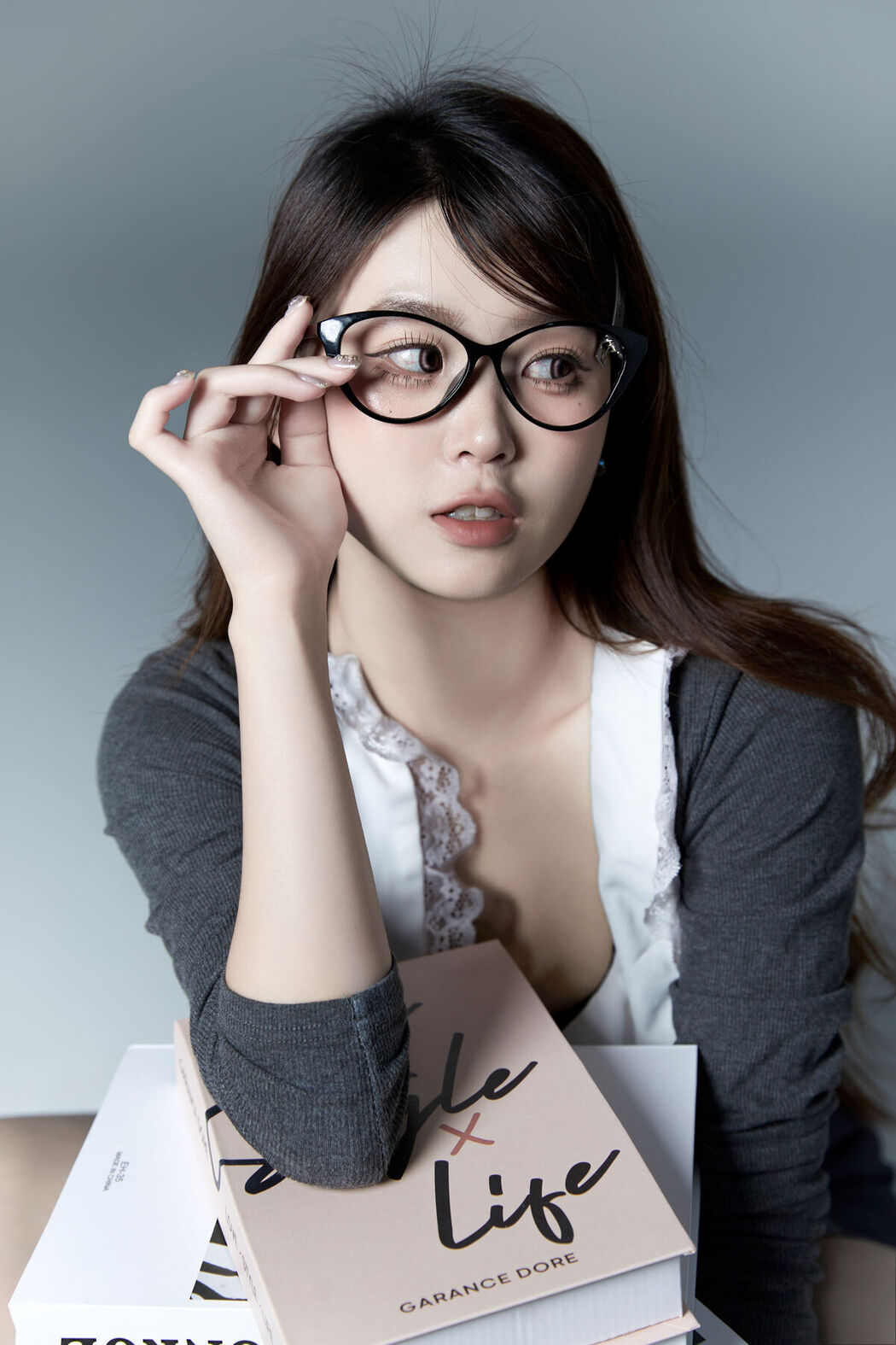YiTuYu艺图语 Vol.7595 Carlee Shi 77 Ya