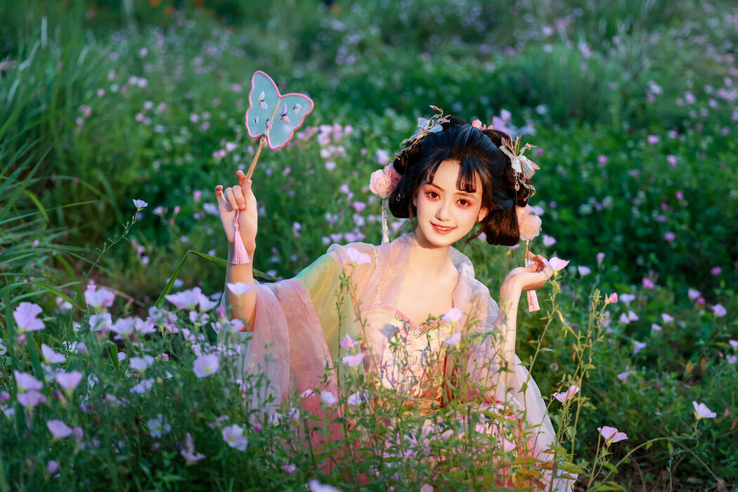 YiTuYu艺图语 Vol.7594 Ruan Xin Tang