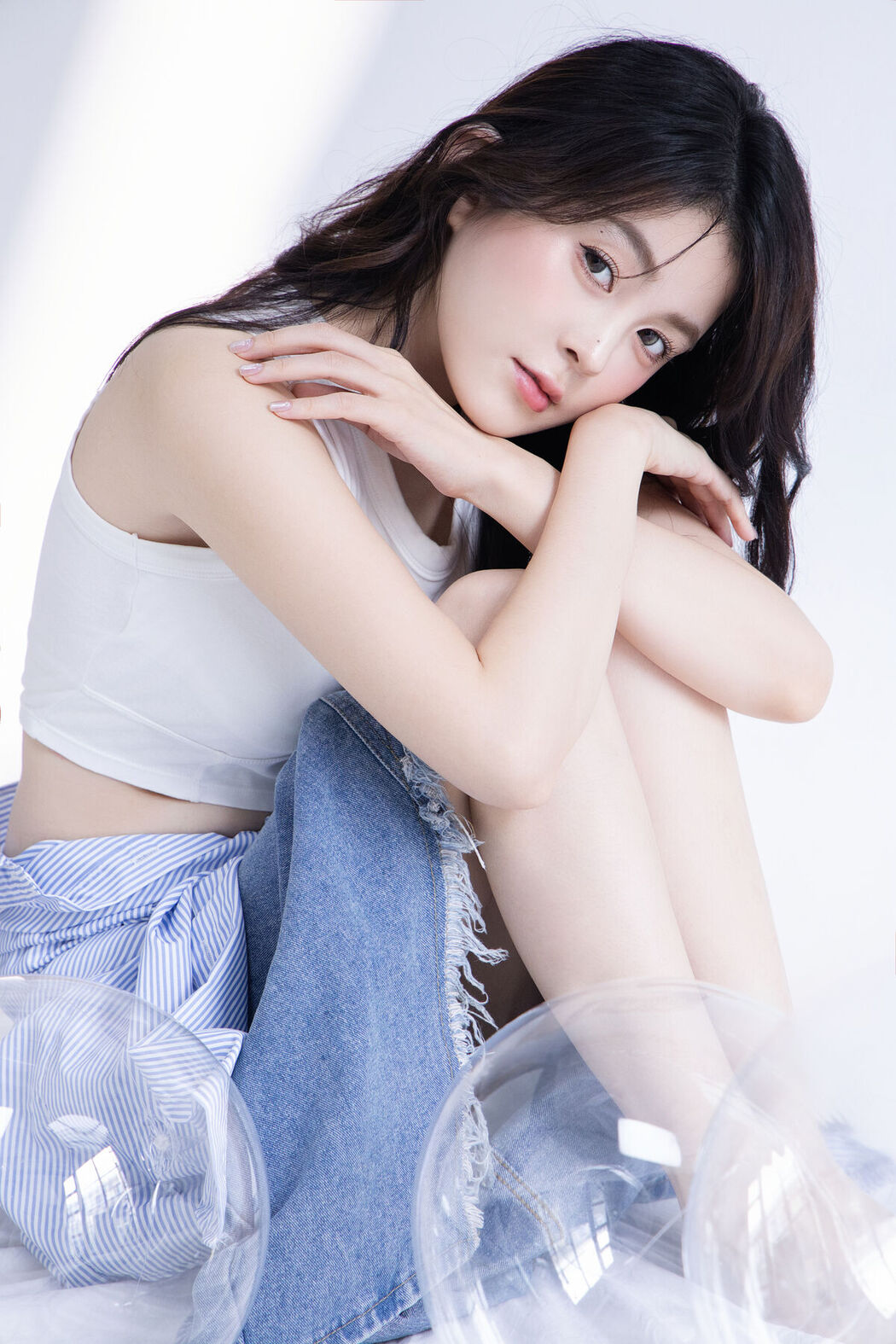 YiTuYu艺图语 Vol.7596 Luo Xin Xin