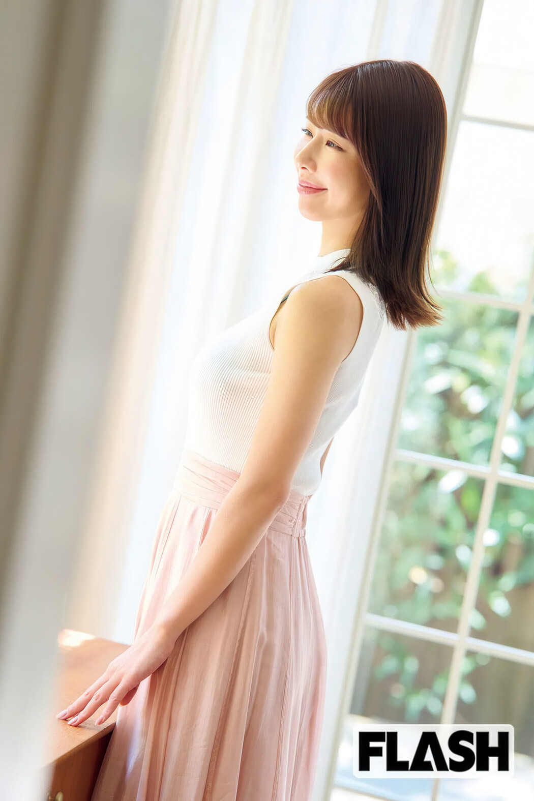 Aoi Tani 谷碧, FLASH 2025.06.24 (フラッシュ 2025年6月24日号)