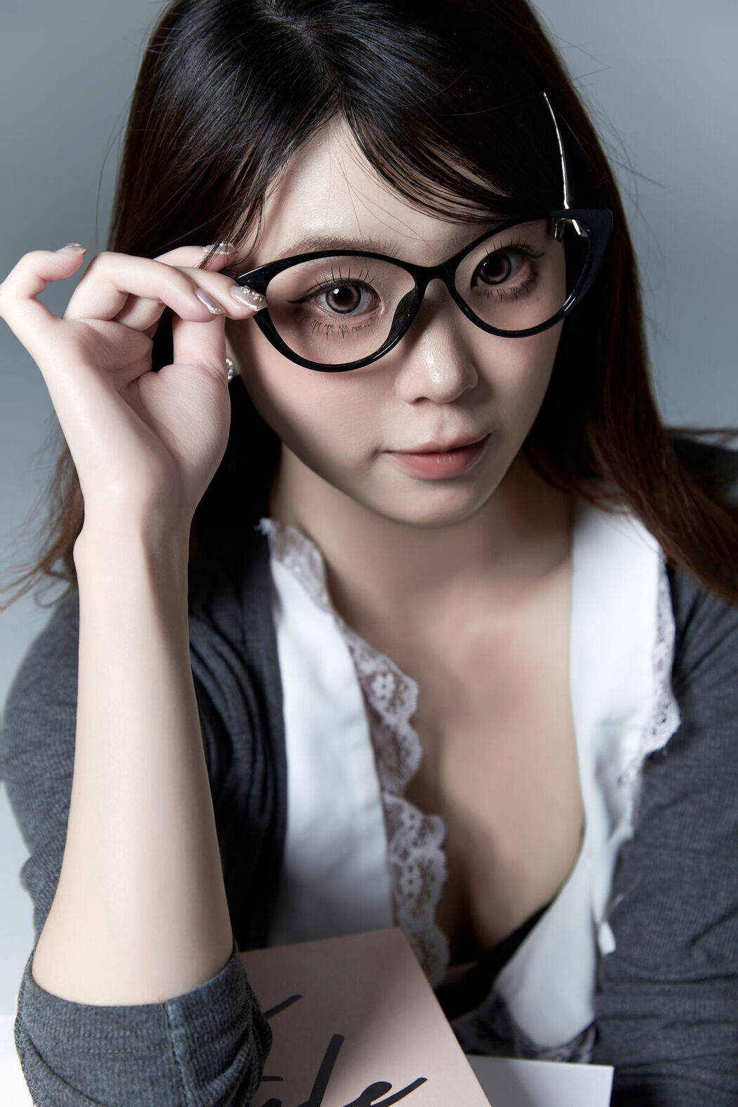 YiTuYu艺图语 Vol.7595 Carlee Shi 77 Ya
