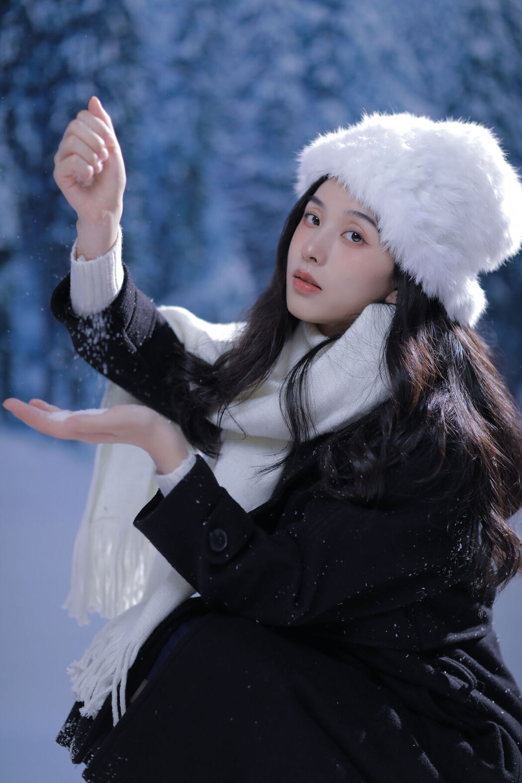 YiTuYu艺图语 Vol.7570 Mei Qi