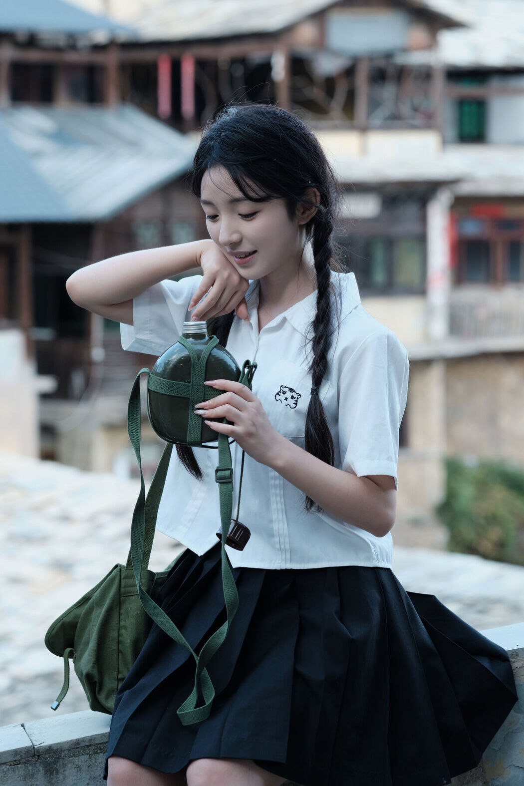 YiTuYu艺图语 Vol.7563 Min Zui Xiao Mo Xuan