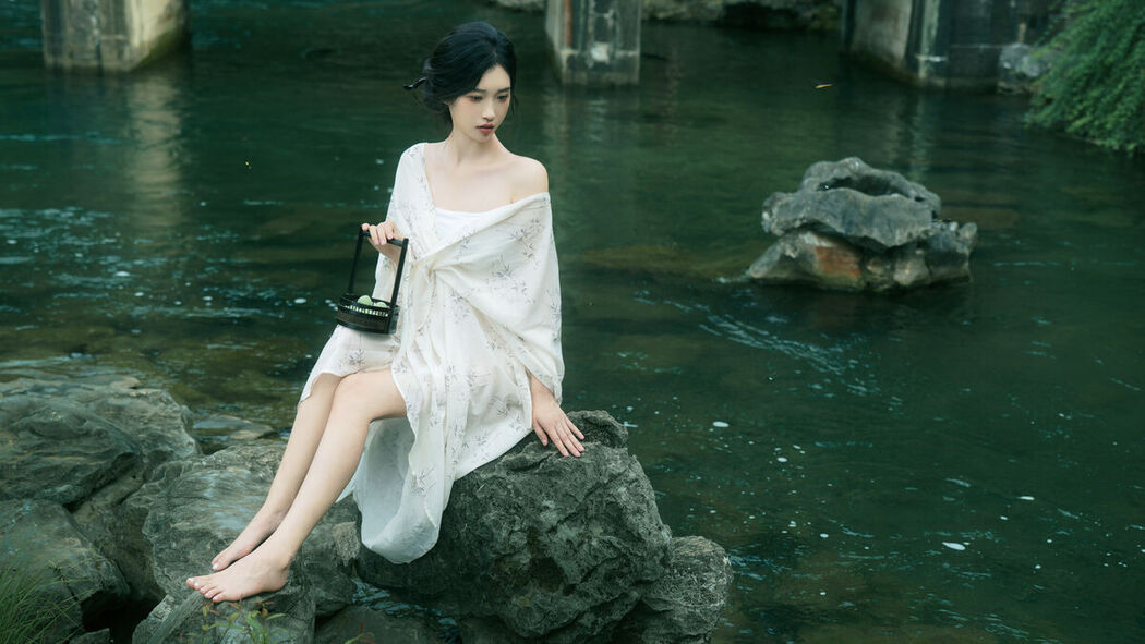 YiTuYu艺图语 Vol.7554 Si Si Li