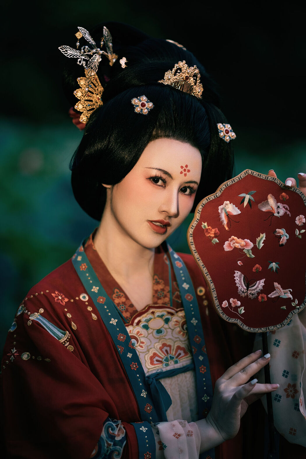YiTuYu艺图语 Vol.7612 Shi Shi Kiki
