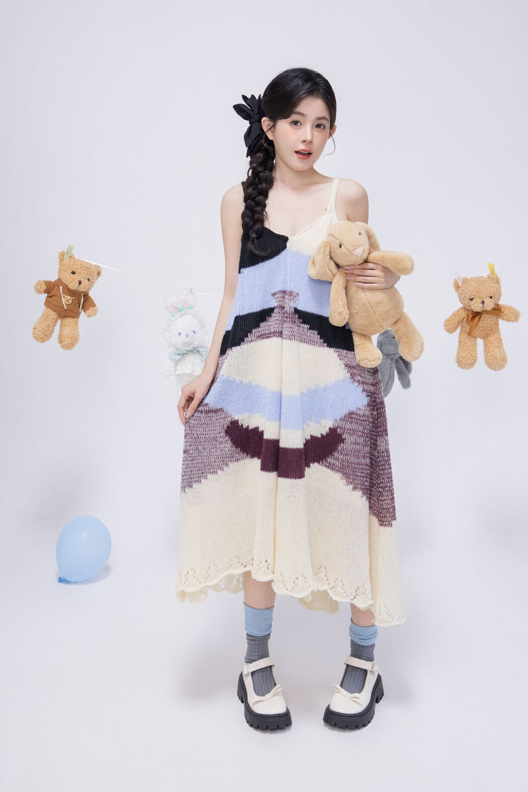YiTuYu艺图语 Vol.7627 Luo Xin Xin