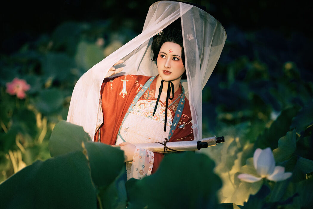 YiTuYu艺图语 Vol.7612 Shi Shi Kiki