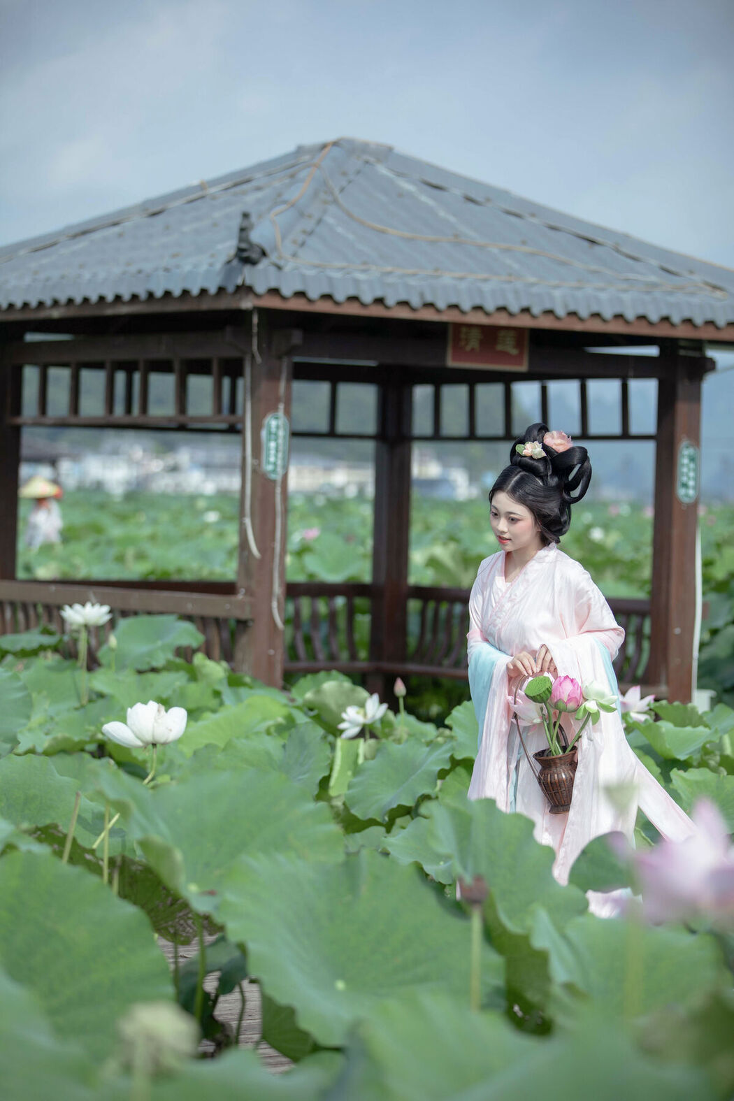 YiTuYu艺图语 Vol.7597 Jin Zou Ba