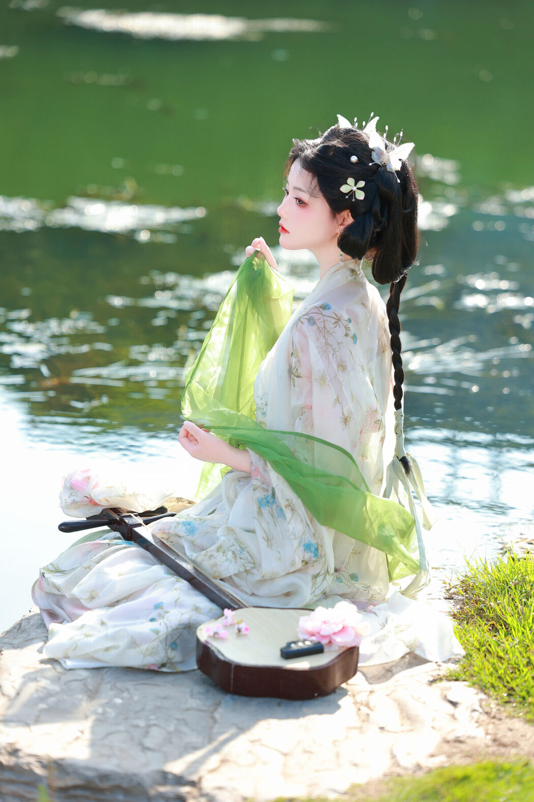 YiTuYu艺图语 Vol.7579 Yu Xiao Li Lili