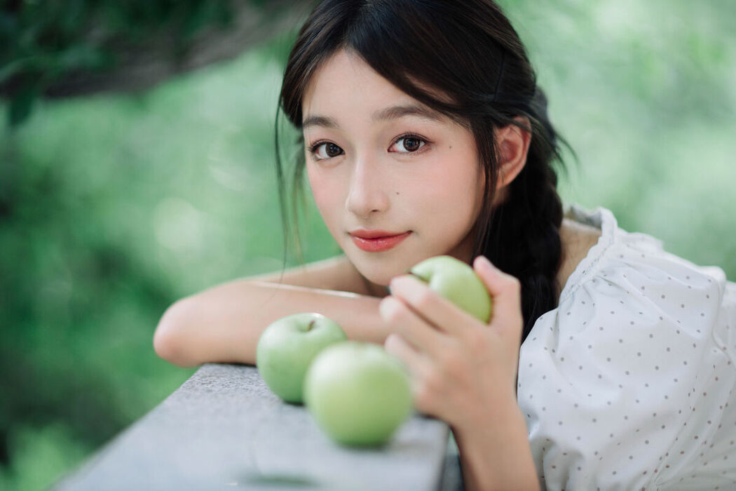 YiTuYu艺图语 Vol.7556 Yu Er