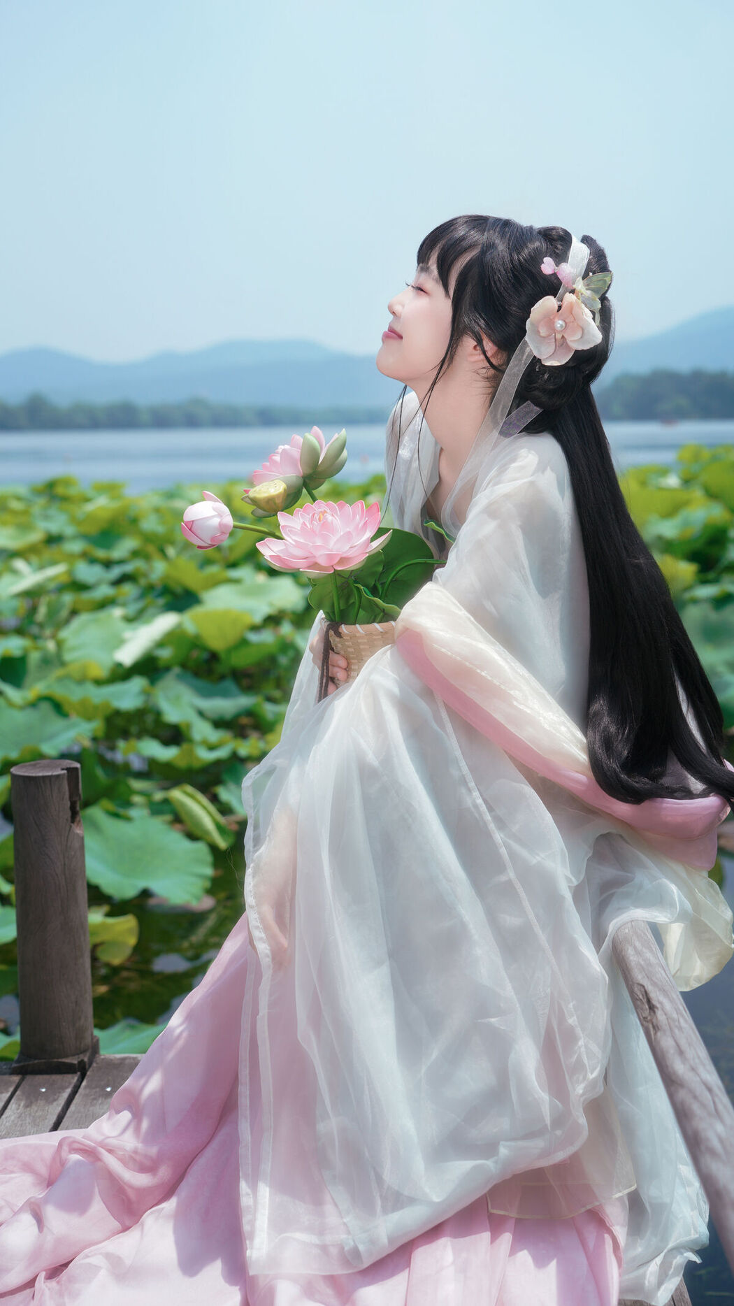 YiTuYu艺图语 Vol.7561 Yu Kimi