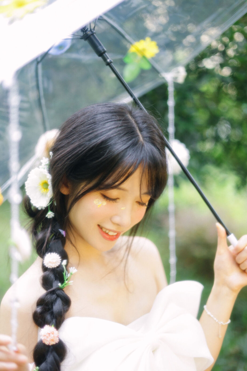 YiTuYu艺图语 Vol.7586 Yi Zhi A Meng Zai