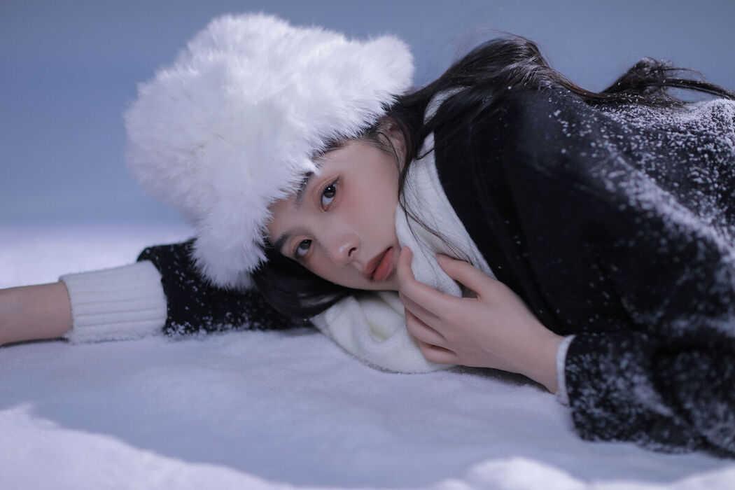 YiTuYu艺图语 Vol.7570 Mei Qi