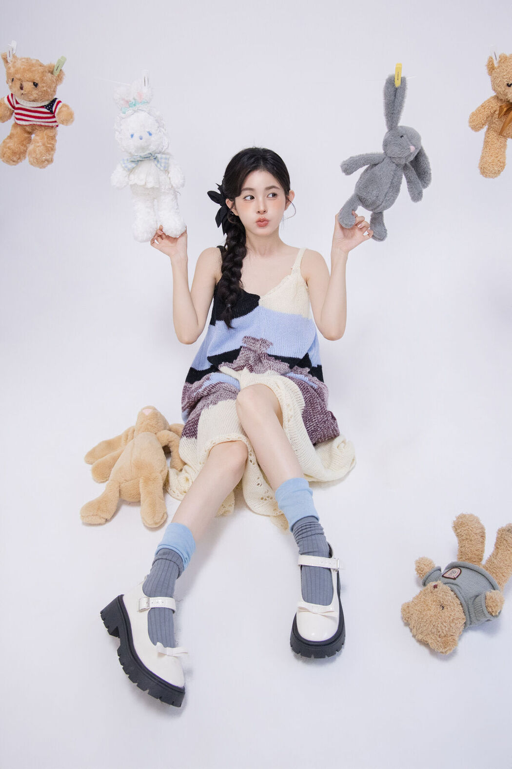 YiTuYu艺图语 Vol.7627 Luo Xin Xin