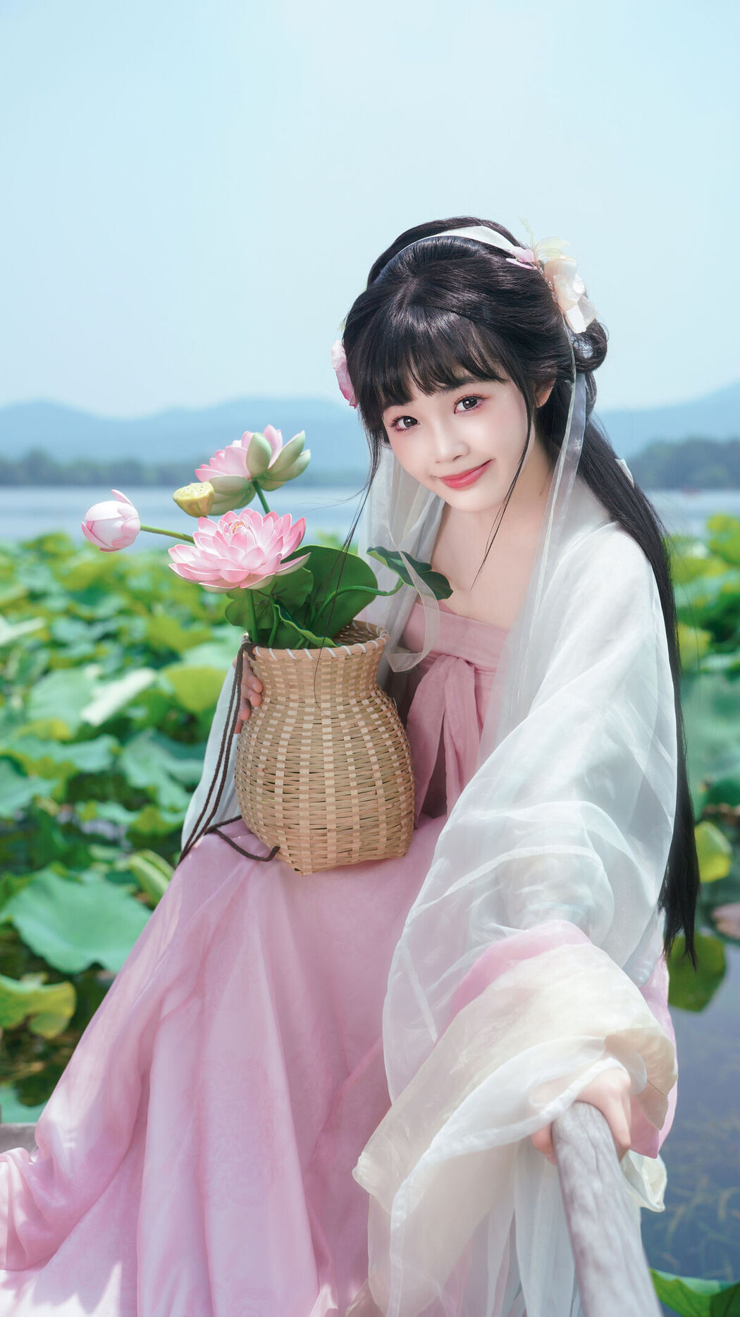 YiTuYu艺图语 Vol.7561 Yu Kimi